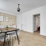 Modern - 2bd 6p - Batignolles *