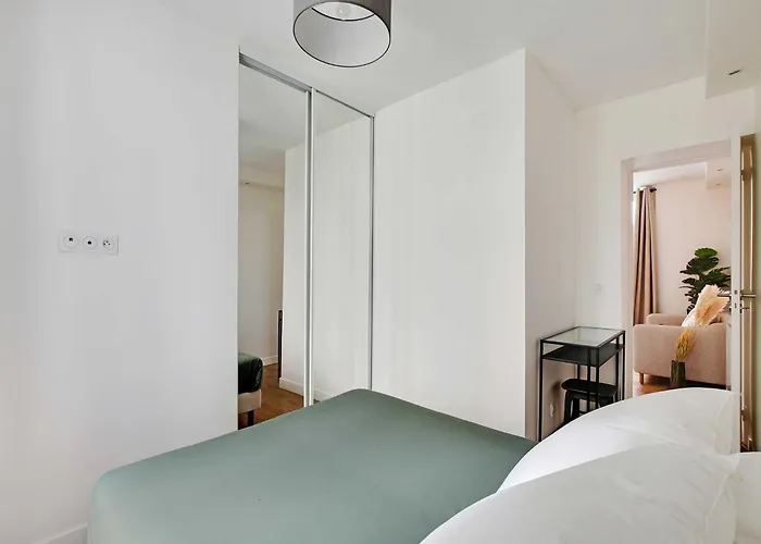 Modern - 2bd 6p - Batignolles Apartment *