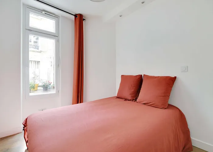 Apartment Modern - 2bd 6p - Batignolles Paris