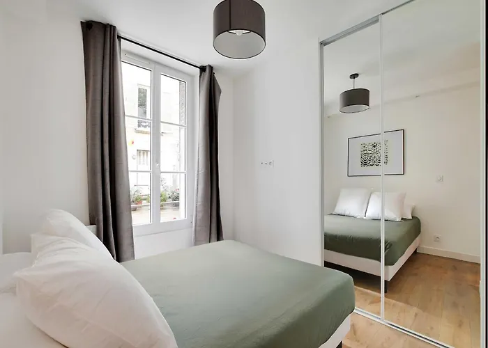 Modern - 2bd 6p - Batignolles * Paris