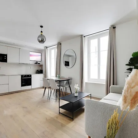 Daire Modern - 2bd 6p - Batignolles